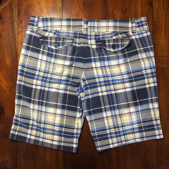Abercrombie & Fitch Stretch Plaid Walking Shorts - Picture 2 of 4